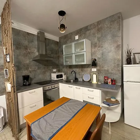 Studio Makarska, One Minute To The Beach Apartment Makarska